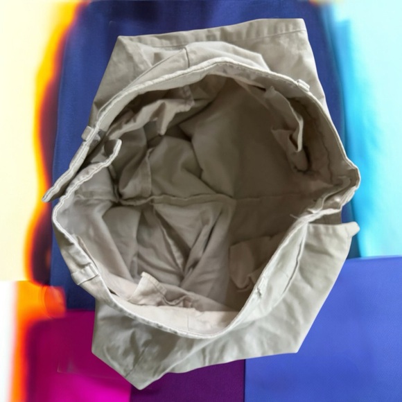 Ann Taylor Petite Capris 2P - Picture 10 of 11